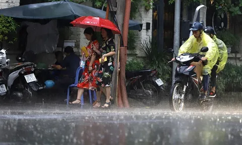 Dự báo thời tiết 9/6: Hà Nội tiếp diễn mưa rào và giông