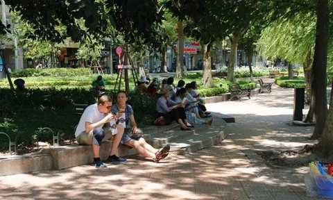 Dự báo thời tiết ngày 13/6: Hà Nội ngày nắng nóng, chiều tối và đêm có lúc có mưa rào và giông