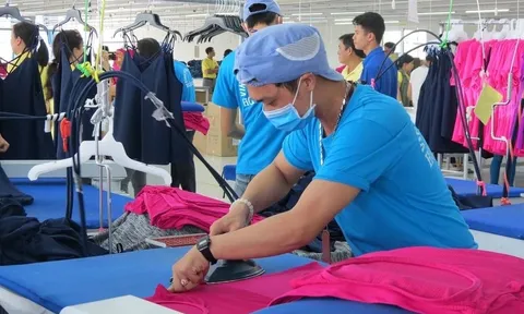 Lo ngại công nhân không được tăng lương từ 1/7