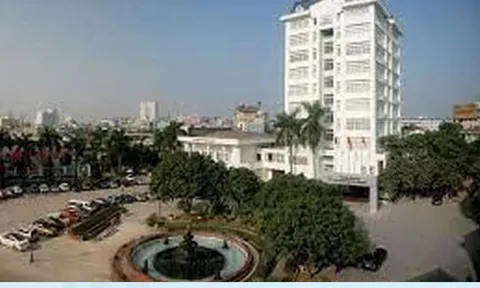 Thêm nhiều trường đại học tăng mạnh học phí