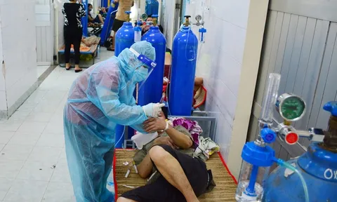 Hàng nghìn nhân viên y tế nghỉ việc-hệ lụy từ việc rời bỏ bệnh viện công