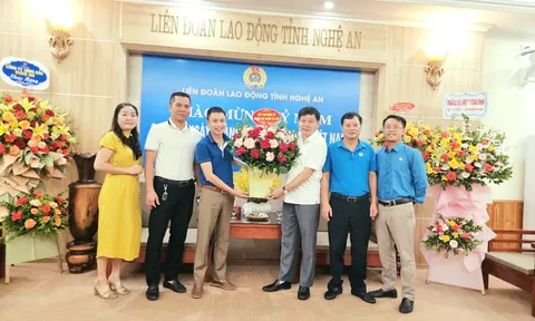 Chúc mừng Liên đoàn Lao động tỉnh Nghệ An nhân kỷ niệm 93 năm ngày thành lập Công đoàn Việt Nam
