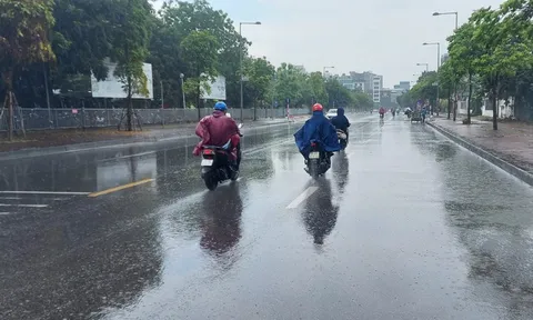 Dự báo thời tiết 1/8: Hà Nội mưa giông
