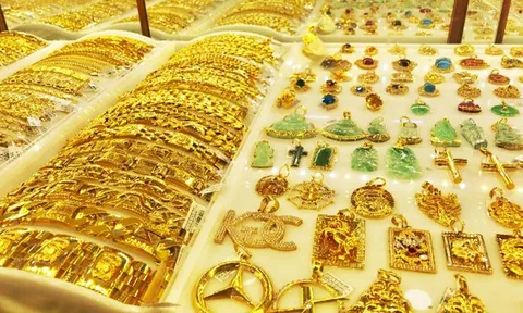 Giá vàng hôm nay 8/8: Vàng thế giới tăng nhẹ, trong nước tạm đứng yên