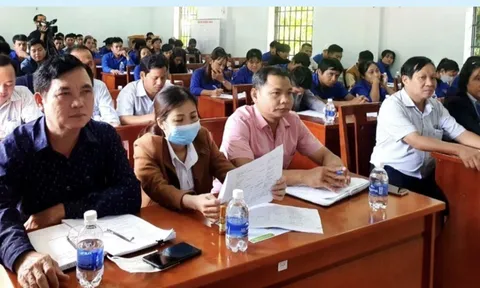 Hơn 5.000 việc làm còn trống được đưa lên huyện miền núi để tuyển dụng
