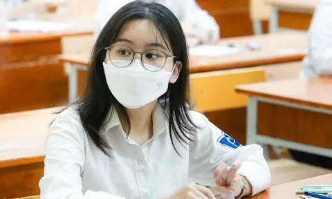 Học phí tăng kịch trần, các trường thu hút sinh viên cách nào?