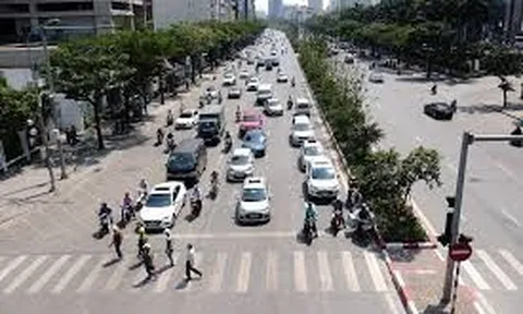 Dự báo thời tiết 18/8: Hà Nội ngày nắng, chiều tối và đêm có mưa rào và giông