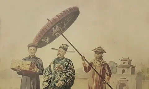 Hồn quê sắc tộc trong tác phẩm của hoạ sỹ Thang Trần Phềnh