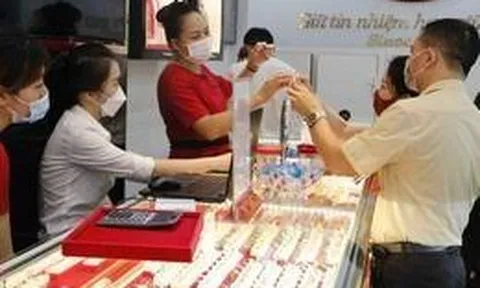 Giá vàng hôm nay 7/9: Vàng thế giới biến động mạnh