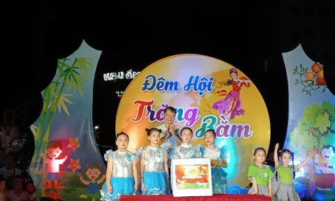 Sôi nổi “Lễ hội trăng rằm” vui Tết Trung thu năm 2022