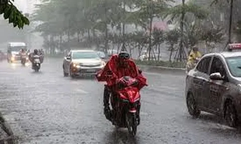 Dự báo thời tiết 16/9: Hà Nội ngày có mưa rào và rải rác có giông