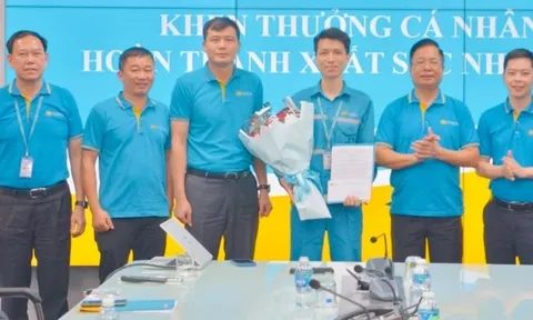 Hành khách để quên 2,4 tỷ đồng trên máy bay