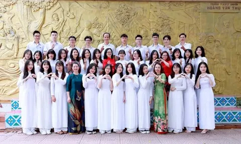 Thầy giáo giúp cả lớp đỗ đại học vào các trường nổi tiếng Y, Bách khoa, Tài chính