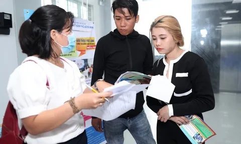 Tuyển dụng 12.000 lao động với mức lương hấp dẫn