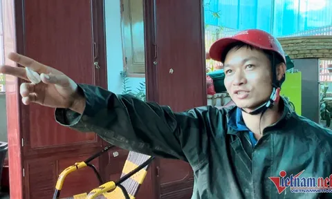Trưởng bản lăn xả giữa dòng thác lũ cứu 10 người mắc kẹt