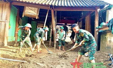 Lũ quét tại huyện Kỳ Sơn (Nghệ An): Tiếp cận được các địa bàn cô lập, tăng cường lực lượng giúp dân
