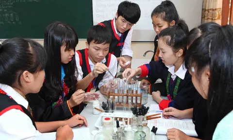 Chuyển 5 trường đại học, phổ thông về Uỷ ban Dân tộc quản lý