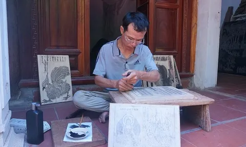 Kỳ nhân khắc mộc bản