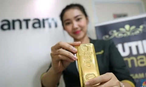 Giá vàng hôm nay 11/10: Vàng trong nước tăng hơn 1 triệu đồng/ lượng