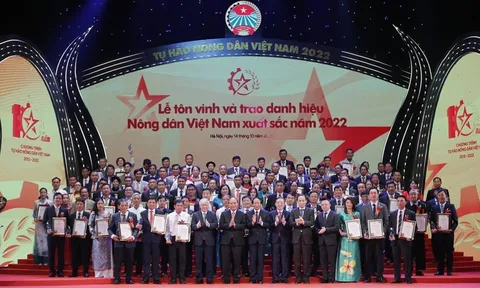 Chủ tịch nước dự Lễ tôn vinh nông dân Việt Nam xuất sắc