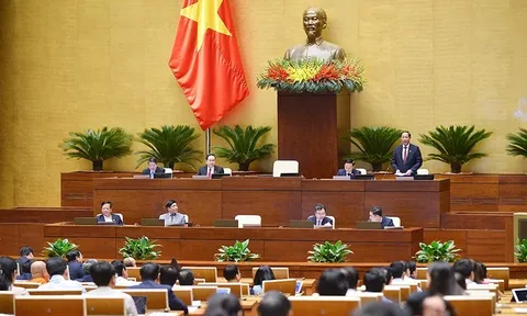 Hôm nay (4/11), Quốc hội chất vấn Bộ trưởng Bộ Thông tin và Truyền thông, Bộ trưởng Bộ Nội vụ