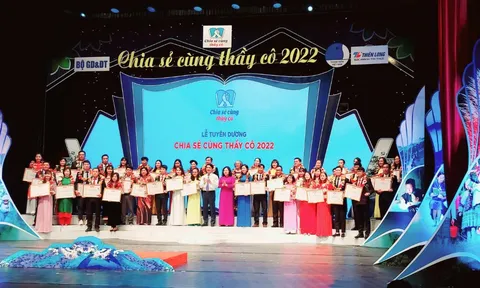 Tuyên dương 68 nhà giáo tiêu biểu trong Chương trình “Chia sẻ cùng thầy cô” năm 2022