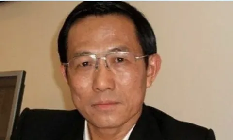 Một bị cáo tử vong trước phiên xét xử cựu Thứ trưởng Bộ Y tế Cao Minh Quang