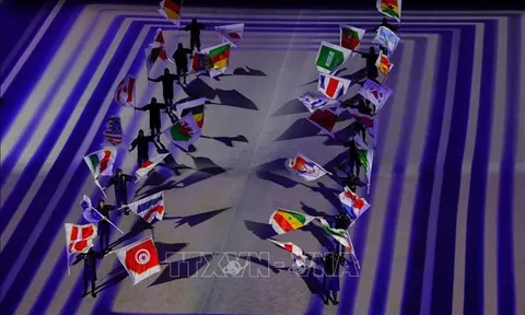 World Cup 2022 khai mạc hoành tráng và ngoạn mục