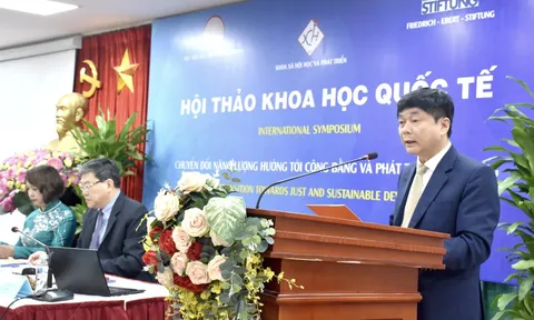 Tham luận tại Hội thảo Khoa học quốc tế "Chuyển đổi năng lượng hướng tới công bằng và Phát triển bền vững"