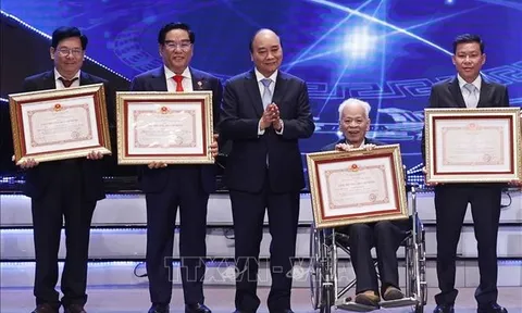 Lễ trao Giải thưởng Hồ Chí Minh, Giải thưởng Nhà nước về Khoa học và Công nghệ đợt 6