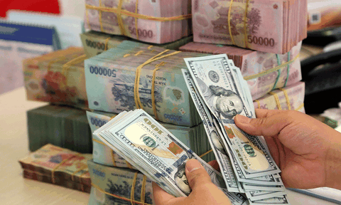Cần xử lý nghiêm việc ngân hàng gây áp lực để buộc khách hàng vay vốn phải mua kèm bảo hiểm