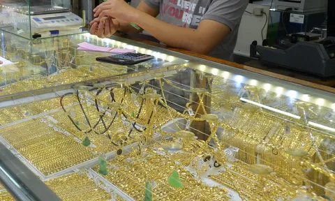 Giá vàng hôm nay(2/12): Vàng trong nước biến động nhẹ