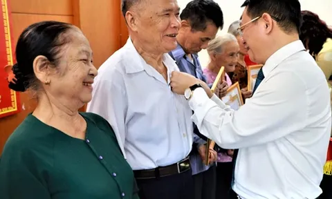 Bài 2: Khó nhưng không thể không làm