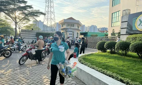 Hỗ trợ lao động bị mất việc dịp cuối năm
