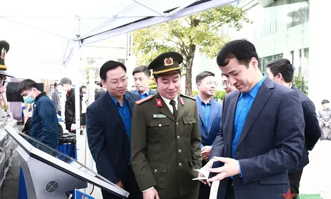 Khai mạc Ngày hội trải nghiệm và không gian sáng tạo trẻ
