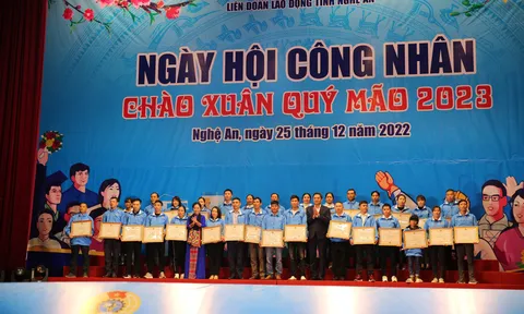 Niềm vui người lao động Nghệ An trong “Ngày hội công nhân - Chào xuân Quý Mão”