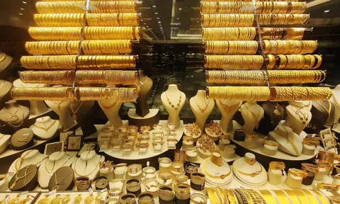 Giá vàng hôm nay (6/1): Vàng trong nước quay đầu giảm mạnh