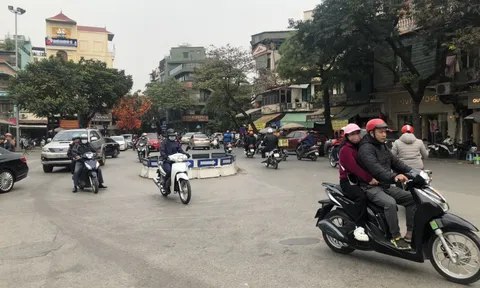 Dự báo thời tiết 11/1: Hà Nội nhiều mây, có mưa, mưa nhỏ và sương mù. Đêm và sáng trời rét
