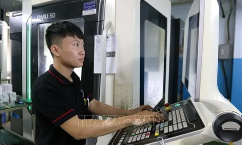 Thúc đẩy chuyển đổi số trong giáo dục nghề nghiệp - Bài 1: Xu thế tất yếu