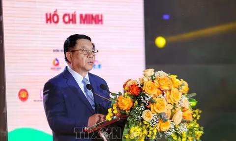 Thơ ca luôn đồng hành cùng công cuộc xây dựng và bảo vệ Tổ quốc