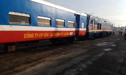 Kế hoạch chạy các đoàn tàu du lịch phục vụ dịp nghỉ lễ 30/4 - 1/5