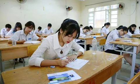 Hà Nội tuyển 72.000/ 129.210 học sinh vào lớp 10 công lập