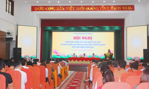 Nghệ An phấn đấu đưa 14.500 người lao động đi làm việc ở nước ngoài theo hợp đồng trong năm 2023