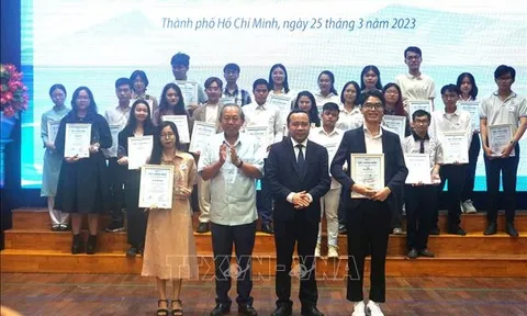 Trao Giải thưởng Văn học trẻ dành cho sinh viên toàn quốc