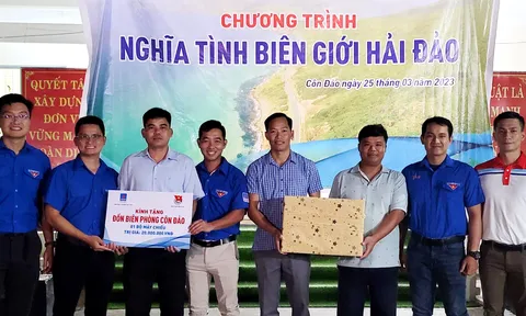 Chương trình “Nghĩa tình biên giới hải đảo” tại huyện đảo Côn Đảo 