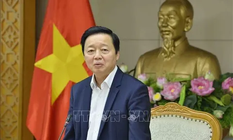 Nghiên cứu chính sách học phí toàn diện, đảm bảo mục tiêu phổ cập giáo dục