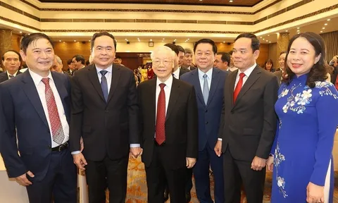 Làm gì để trí thức xứng đáng là “nguyên khí quốc gia”? - Bài 1: Vốn liếng quý báu của dân tộc!