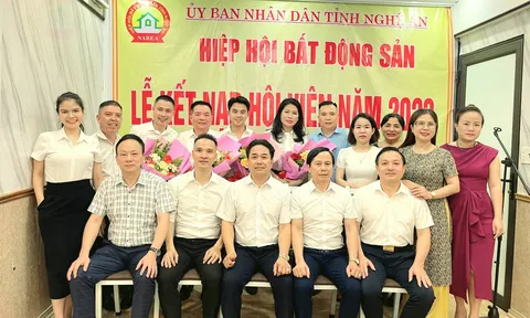 Hiệp hội Bất động sản tỉnh Nghệ An kết nạp hội viên mới năm 2023 và bổ nhiệm nhiều vị trí nhân sự chủ chốt
