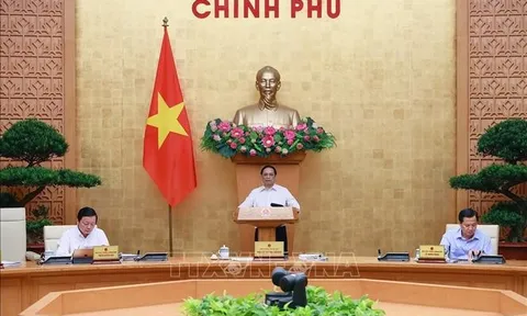 Thủ tướng: Xây dựng pháp luật nhằm tạo cơ sở pháp lý mới, khơi thông nguồn lực phát triển