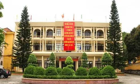 Kỷ luật và cách chức tất cả chức vụ trong Đảng đối với ông Hoàng Trí Dũng - Phó trưởng Ban Dân vận Huyện ủy Vân Đồn
